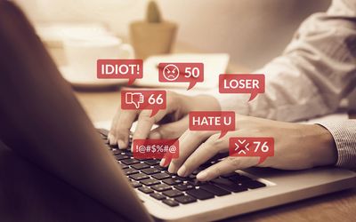 Training LLMs to self-detoxify their language