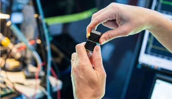 Autosen Minion: A Customisable and Self-Sufficient IIoT Sensing Platform