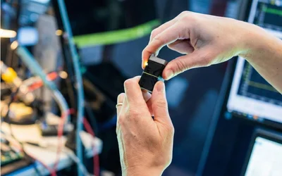 Autosen Minion: A Customisable and Self-Sufficient IIoT Sensing Platform
