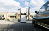 Enabling bidirectional charging for electric vehicles with high-capacity power relays
