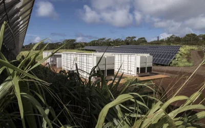 Cables that Store Solar Power, Help Batteries, and Save Money