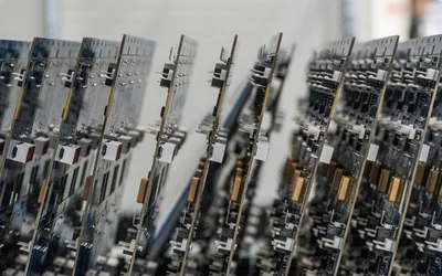 Fab Insights: Preventing High-Speed Routing Problems