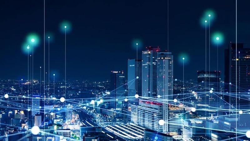 Expanding Facility Management by Creating Smart Buildings with IoT Technologies.