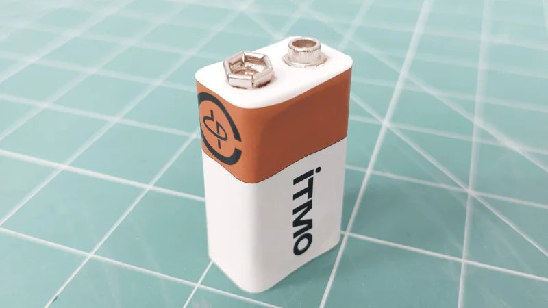 Prototype of the new battery. Image courtesy of Egor Demeshko