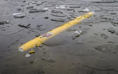 On an icy mission: DFKI researchers test extraterrestrial under-ice navigation in northern Swedish National Park