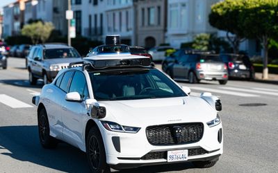 When self-driving cars become socially intelligent