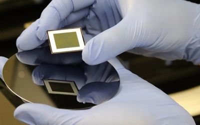 Podcast: The Solar Panel That Broke The World Record