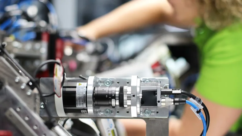Image data in industrial applications: Ensuring reliability and performance during transmission