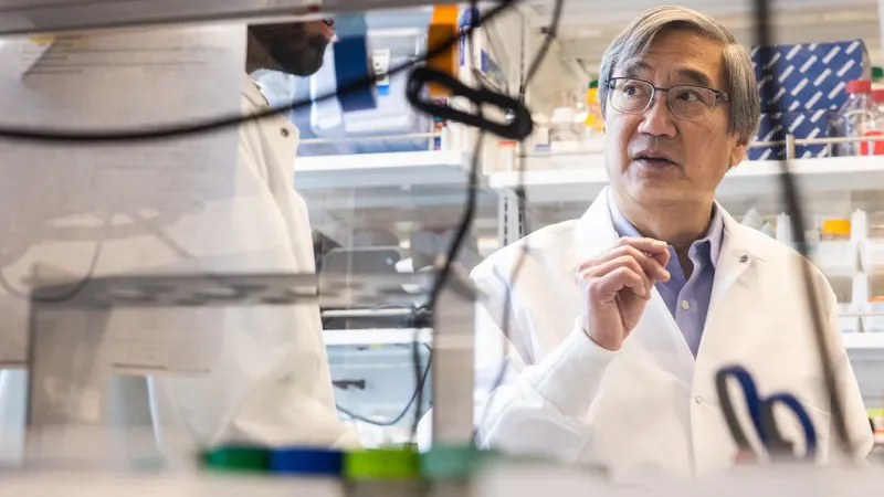 Biochemistry Professor Peter S. Kim co-led research on a new machine learning-based method for designing antibody drugs. The method was shown to improve a once FDA-approved SARS-CoV-2 antibody that had been discontinued due to ineffectiveness. | Steve Fisch
