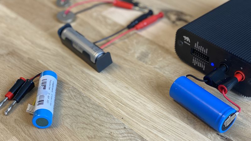 Choosing the Right IoT Battery