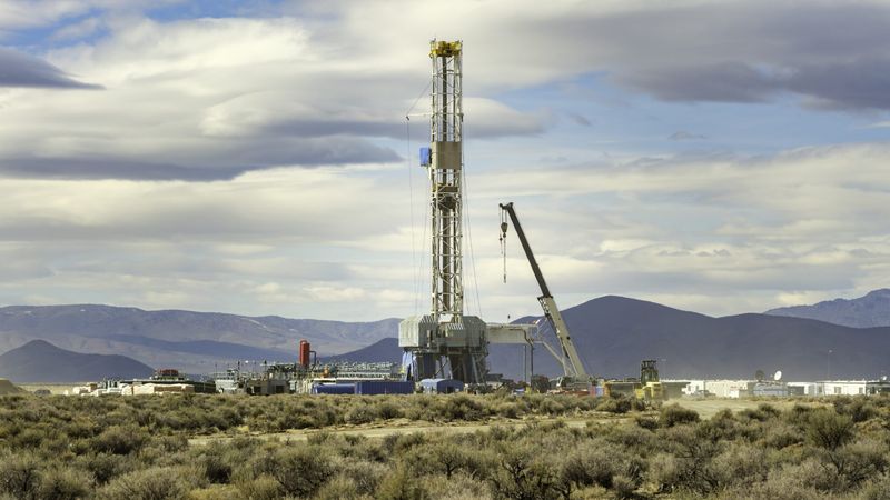 A drilling rig at Fervo Energy's Project Red enhanced geothermal pilot project in Nevada (photograph courtesy of Fervo Energy).