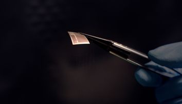 Silicon Chips on the Brain: Researchers Announce a New Generation of Brain-Computer Interface