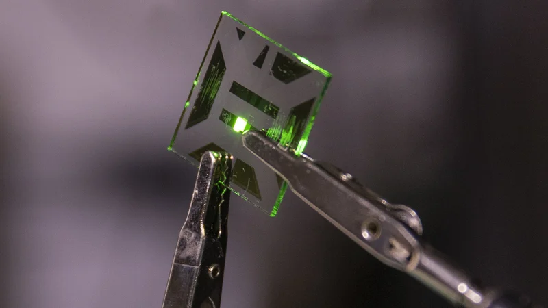 Podcast: Nanostructured Shields, Balloon Venusquake Detection, 20 Percent Brighter OLED