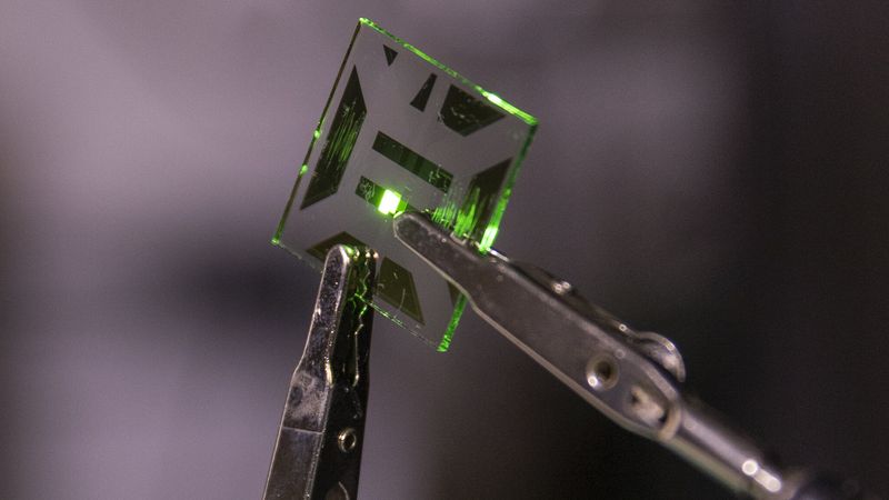 Podcast: Nanostructured Shields, Balloon Venusquake Detection, 20 Percent Brighter OLED