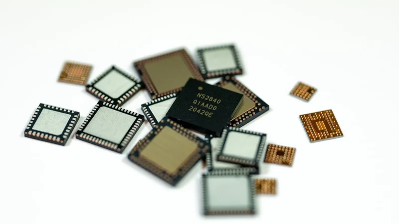 QFN and aQFN options for the nRF52840