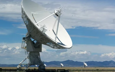 Duplexer vs Diplexer: A Technical Guide to RF Signal Management Components