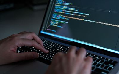 Red Team vs Blue Team: An In-depth Analysis of Cybersecurity Operations
