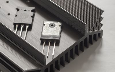 SiC MOSFET: Wide-bandgap Power Devices for High-Efficiency Converters