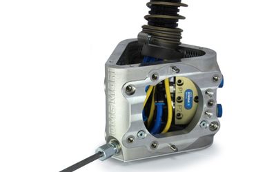 DMG MORI Redesigns Robotic End-Effector using Topology Optimization & Reusable Workflows
