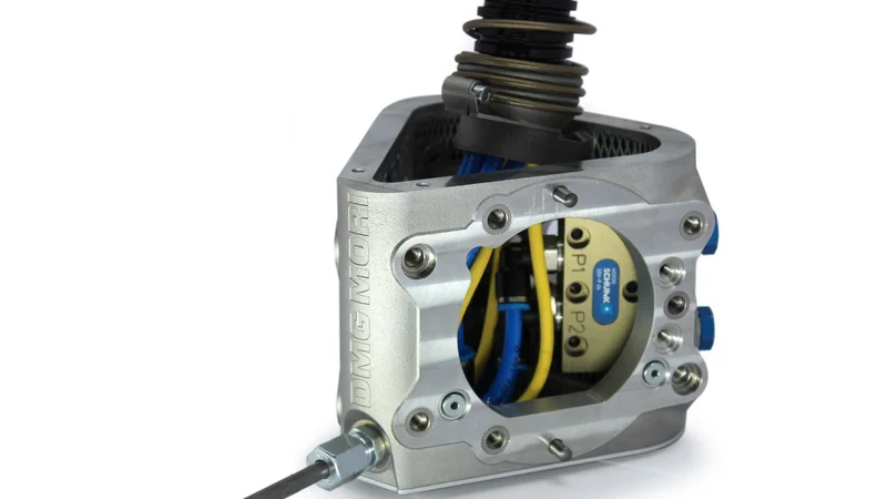 DMG MORI Redesigns Robotic End-Effector using Topology Optimization & Reusable Workflows