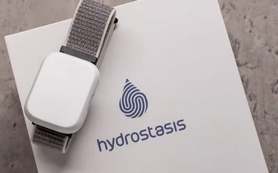 Advanced hydration monitoring: the Geca Watch 2.0 and the nRF5340