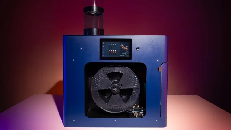Filament Maker TWO – 3devo’s next-generation extrusion system, designed for R&D and industrial-grade applications.