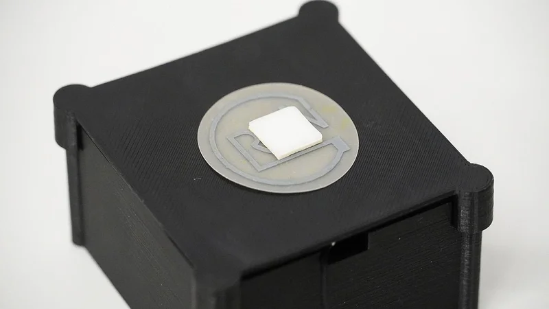 The smart sensor on the wireless tag reader. 22025 EPFL/LMTS CC-BY-SA 4.0