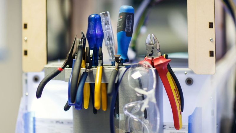 Essential tools for every 3D printing professional