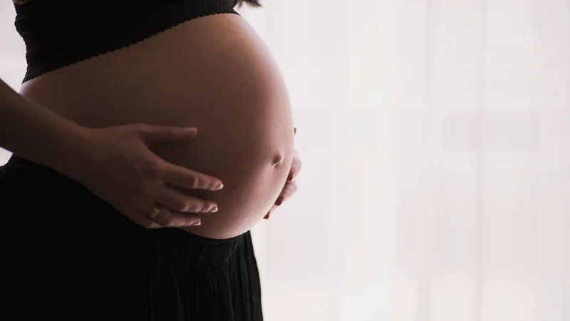 An interdisciplinary research team at Washington University in St. Louis has found that variability in sleep patterns in people experiencing pregnancy can effectively predict preterm birth. (Credit: Unsplash)