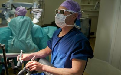 Precision robot transforms reconstructive microsurgery