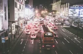 Evaluating the competition between autonomous vehicles and public transit