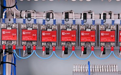 What is a Relay? Theory, Types, and Practical Implementation for Engineers