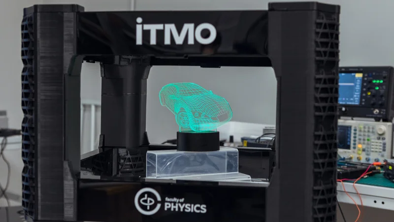 The wireless charging box developed at ITMO. Photo by Dmitry Grigoryev, ITMO.NEWS