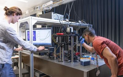 Artificial nanofluidic synapses can store computational memory