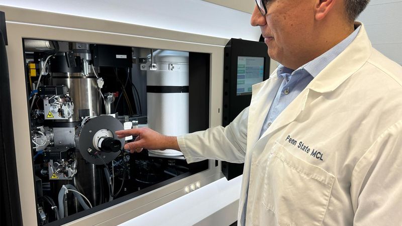 Using an advanced imaging technology, known as cryogenic electron microscopy, a team at Penn State developed a deeper understanding of a material that had previously confused researchers. Credit: Ty Tkacik / Penn State. Creative Commons
