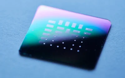 Ultrathin fuel cell uses the body's own sugar to generate electricity