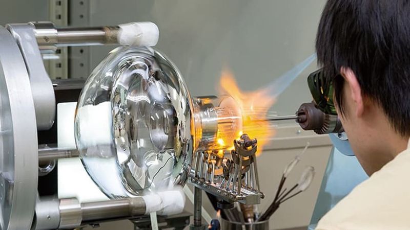 Shining a Light on Innovation: Luigi Ghezzi Discusses the Inaugural Photonics Innovation Awards 2025