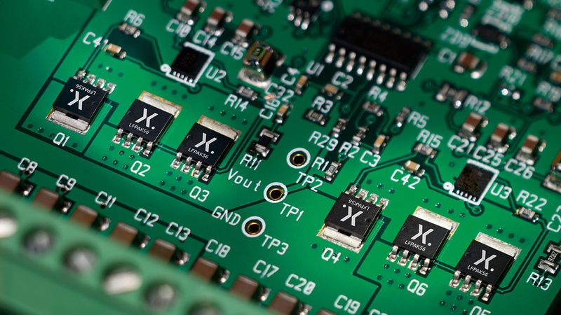 Dual MOSFETS 