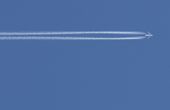 Changing flight altitudes avoids the formation of climate-damaging contrails