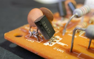 Transistor Circuit Design – Theory and Practice for Modern Engineers