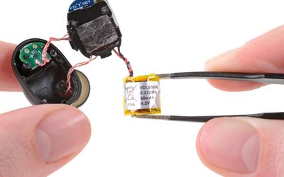 Extending the Battery Life of Hearables and Wearables with Single-Inductor Multiple-Output Switching Architecture