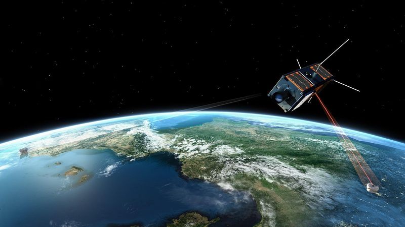 The PIXL-1 small satellite can acquire images of the Earth with a high-resolution camera and send them to the Optical Ground Station Oberpfaffenhofen with the CubeLCT via a laser link. Credit: DLR (CC BY-NC-ND 3.0)