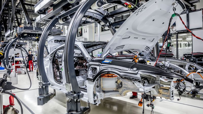 Audi Sport: 3D-printed tools, jigs and fixtures in a day instead of weeks
