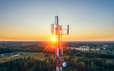 Future of Wireless communication: Wi-Fi 6E or 5G?