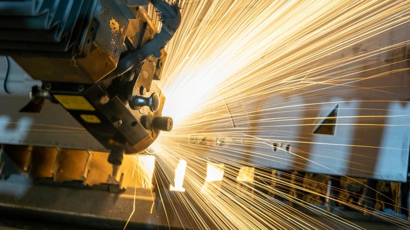 Mastering the Digital Marketplace: Key Digital Marketing Trends for Manufacturers