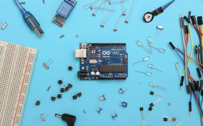 How Injection Molding Accelerates Consumer Electronics Development