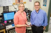 Method opens a window on how stress and strain affect battery performance