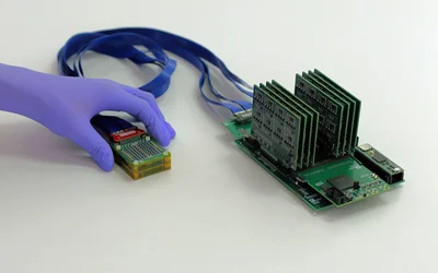 A portable ultrasound sensor may enable earlier detection of breast cancer