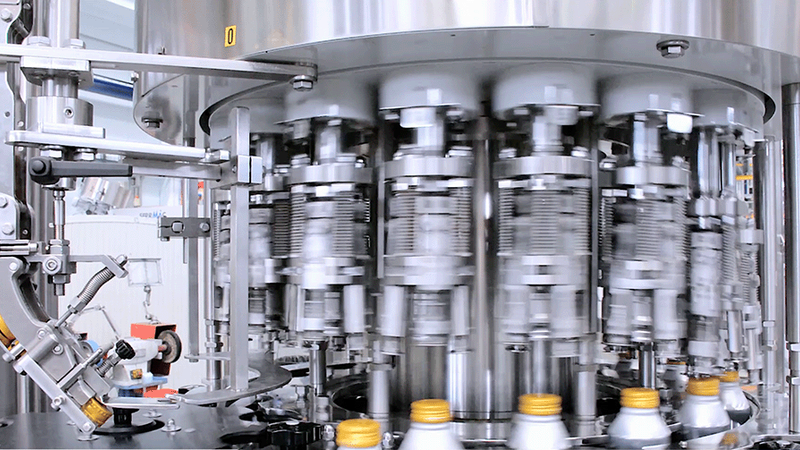AROL's advanced capping machine