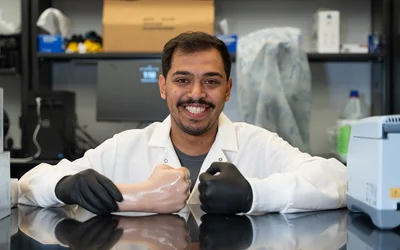 Prosthetic Material Could Help Reduce Infections from Intravenous Catheters